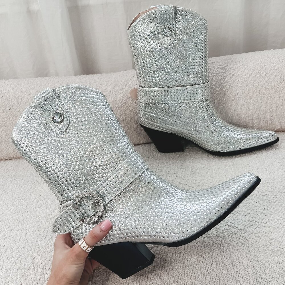 AMAZING LACE Silver Rhinestone Western Boot Size 7.5 - Picture 2 of 2